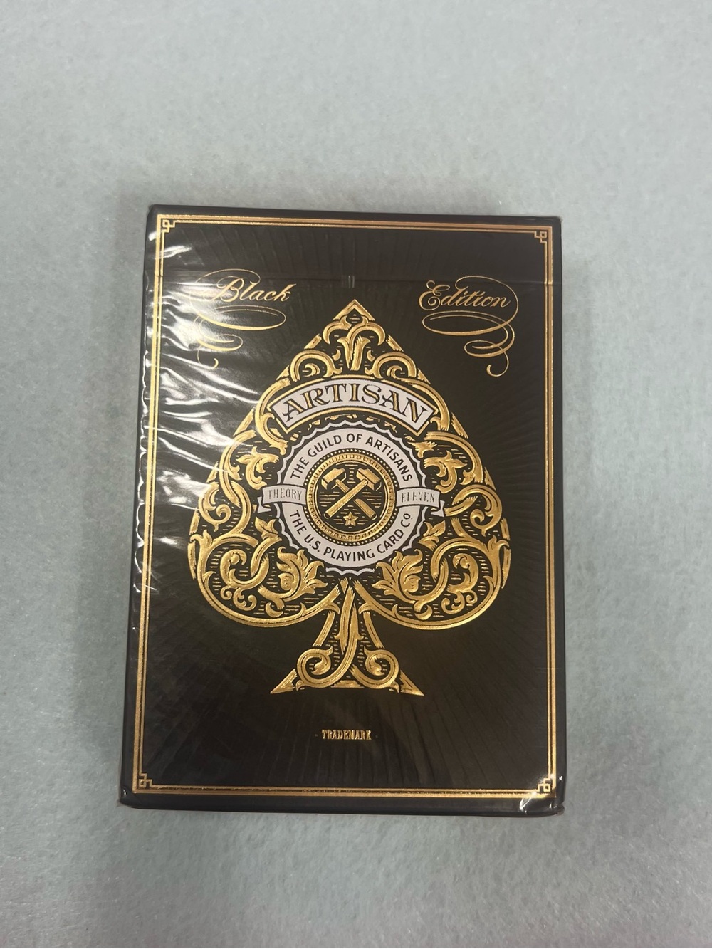 Black Edition 12-16 GUILD oF ARTISANS Theory 11 Las Vegas Playing Cards Sealed - Picture 2 of 4